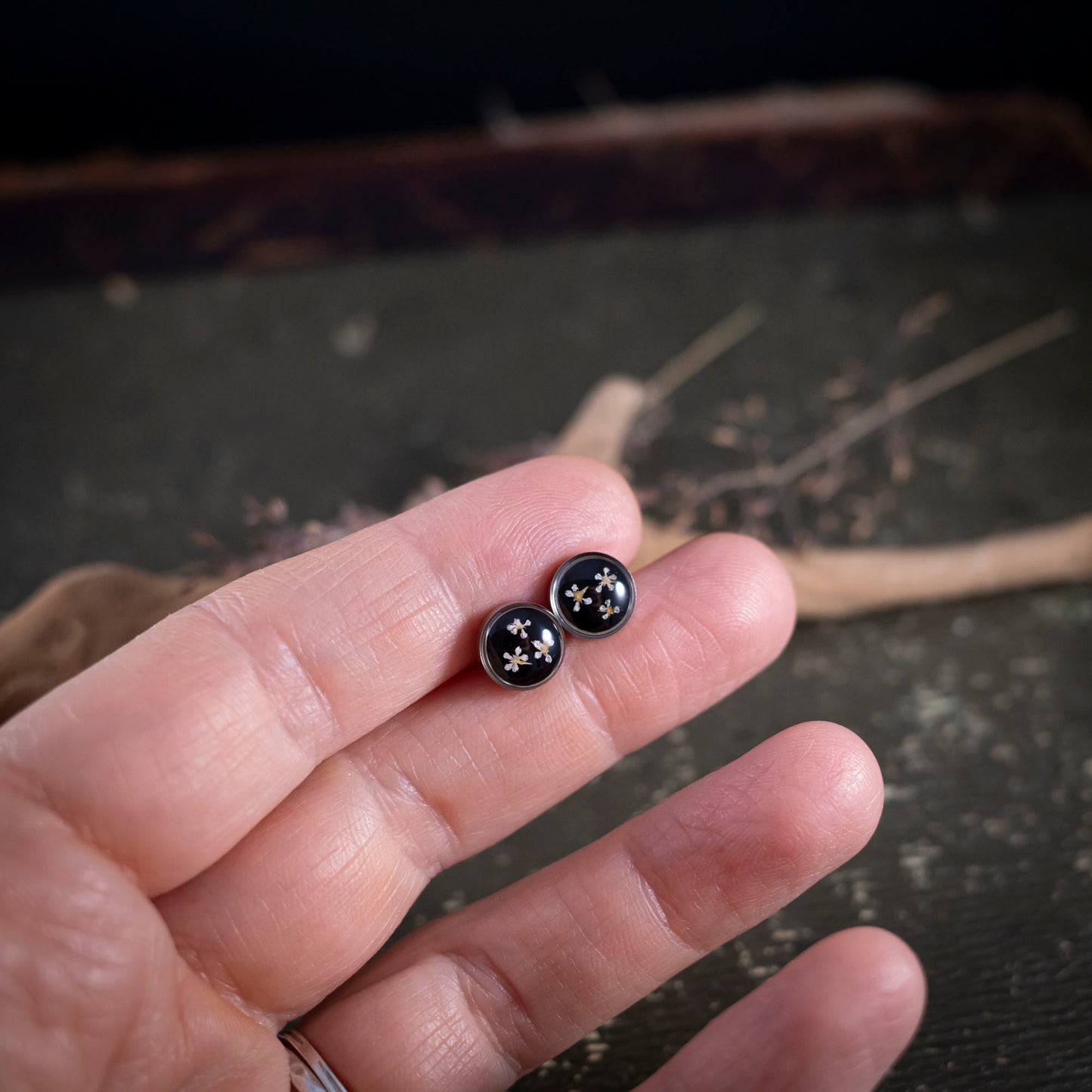 SET Anhänger + Ohrstecker mit Wilde Möhre Blüten, Edelstahl silberfarben