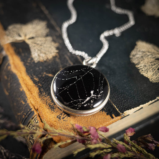 Anhänger mit echtem Spinnennetz, versilbert, #8