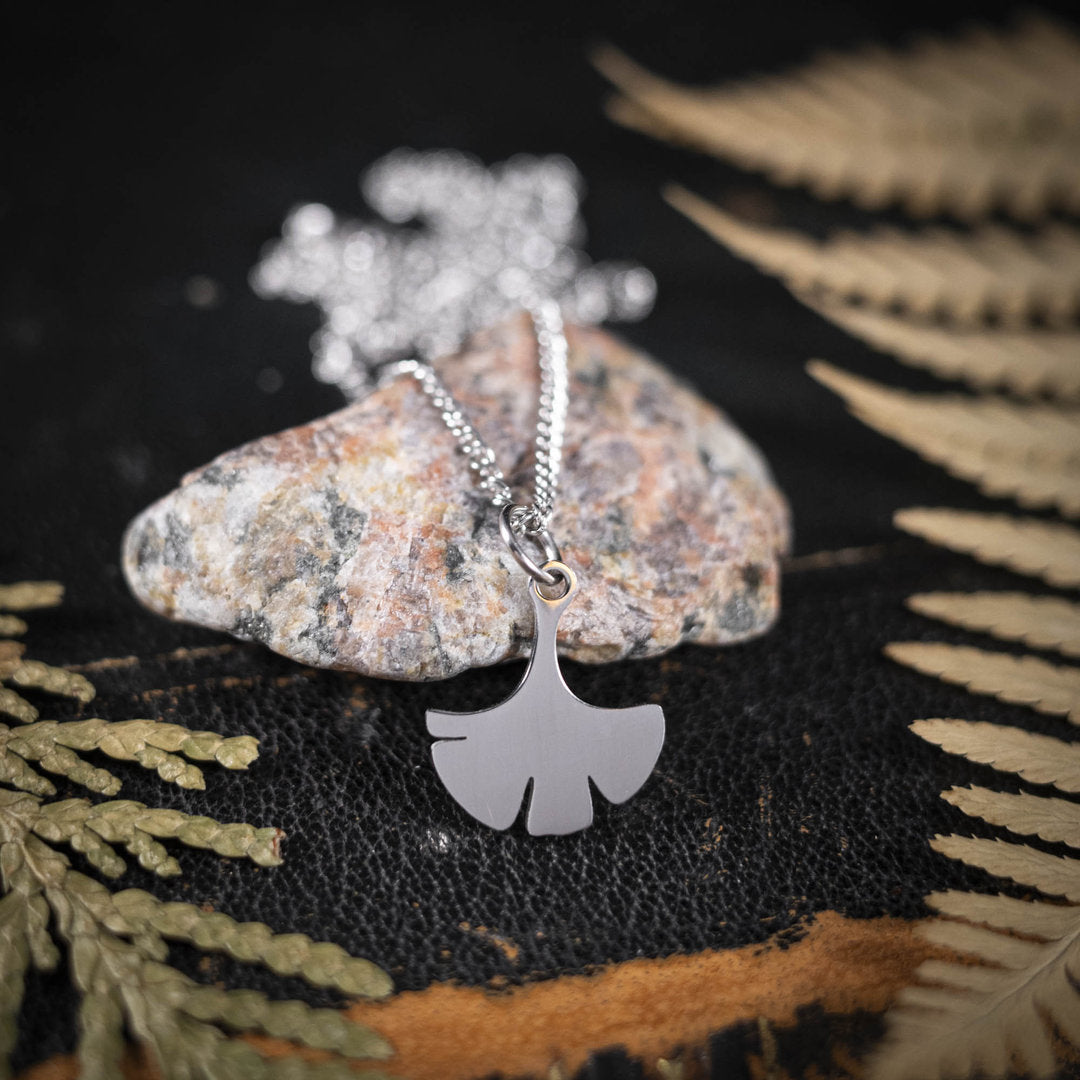 Ginko-Blatt Kette, Symbol für Hoffnung & Freundschaft, Edelstahl silberfarben