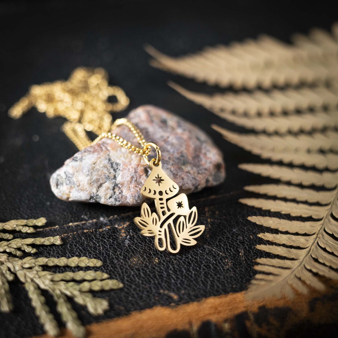 Pilz Kette, Symbol für Glück & Wachstum, Edelstahl goldfarben