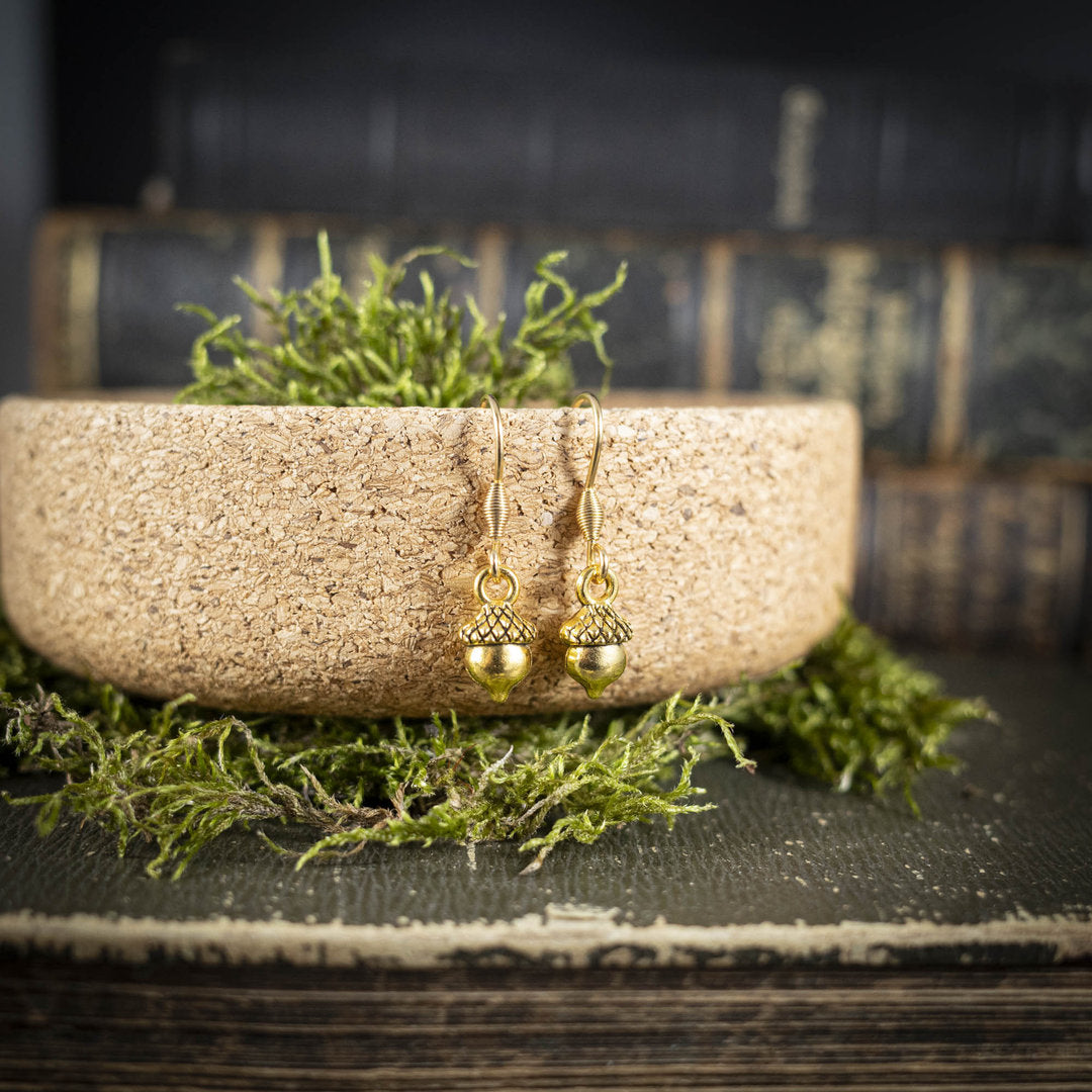 Ohrringe mit Eicheln, Symbol für Wald & Natur, goldfarben