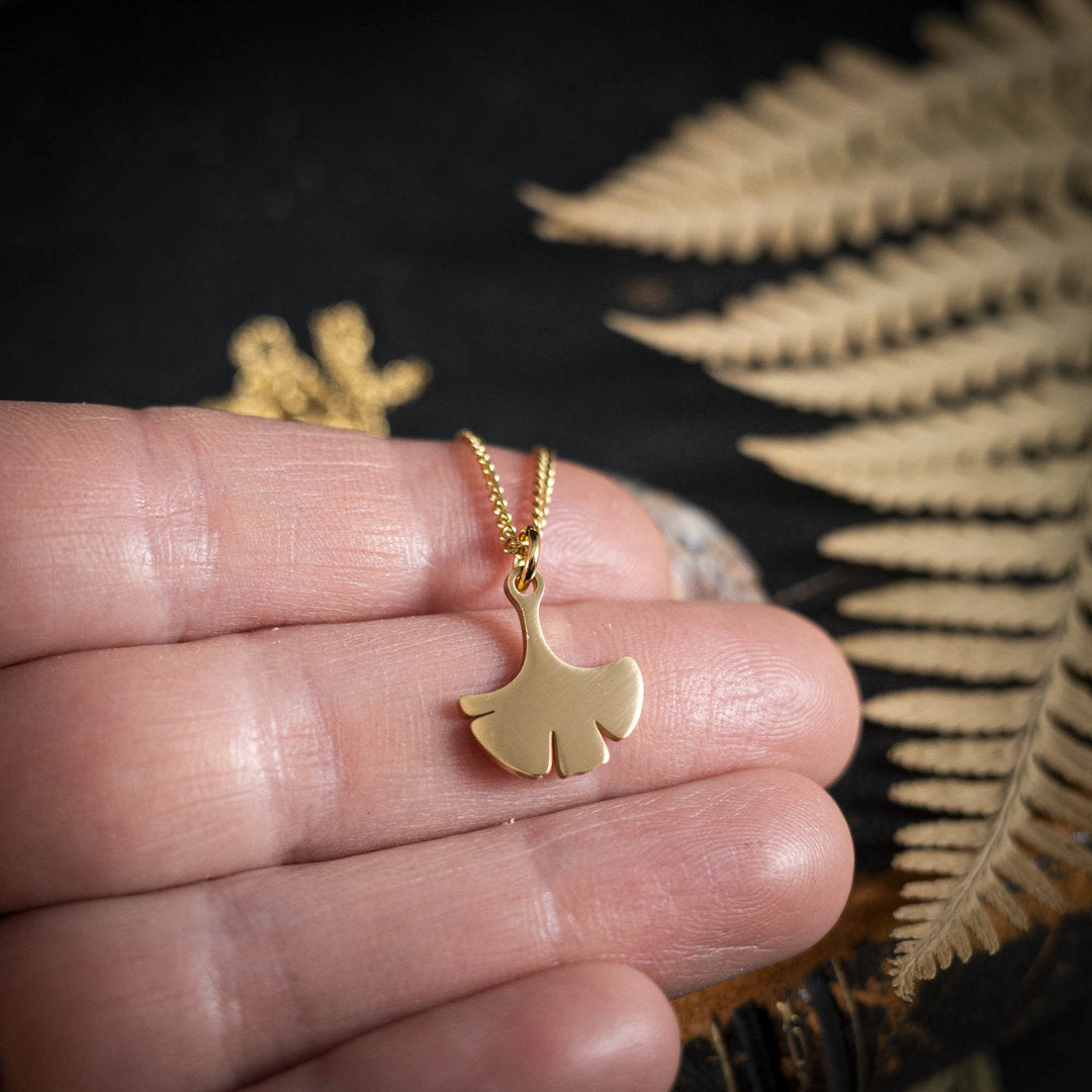 Ginko-Blatt Kette, Symbol für Hoffnung & Freundschaft, Edelstahl goldfarben