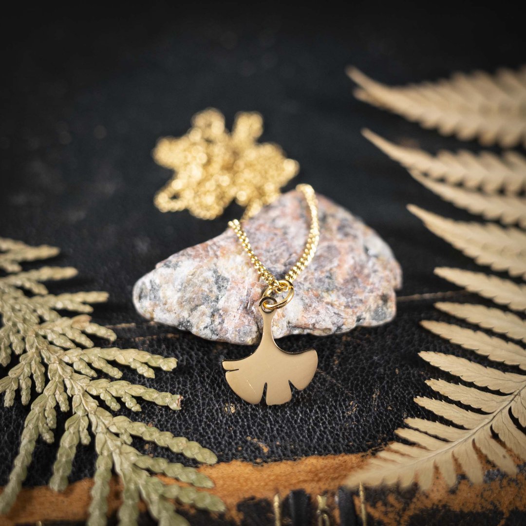 Ginko-Blatt Kette, Symbol für Hoffnung & Freundschaft, Edelstahl goldfarben