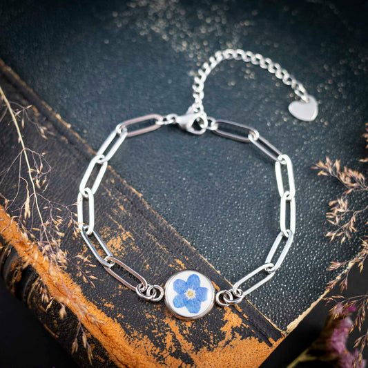 Süßes Armband mit echter Vergissmeinnicht Blüte, Edelstahl silberfarben