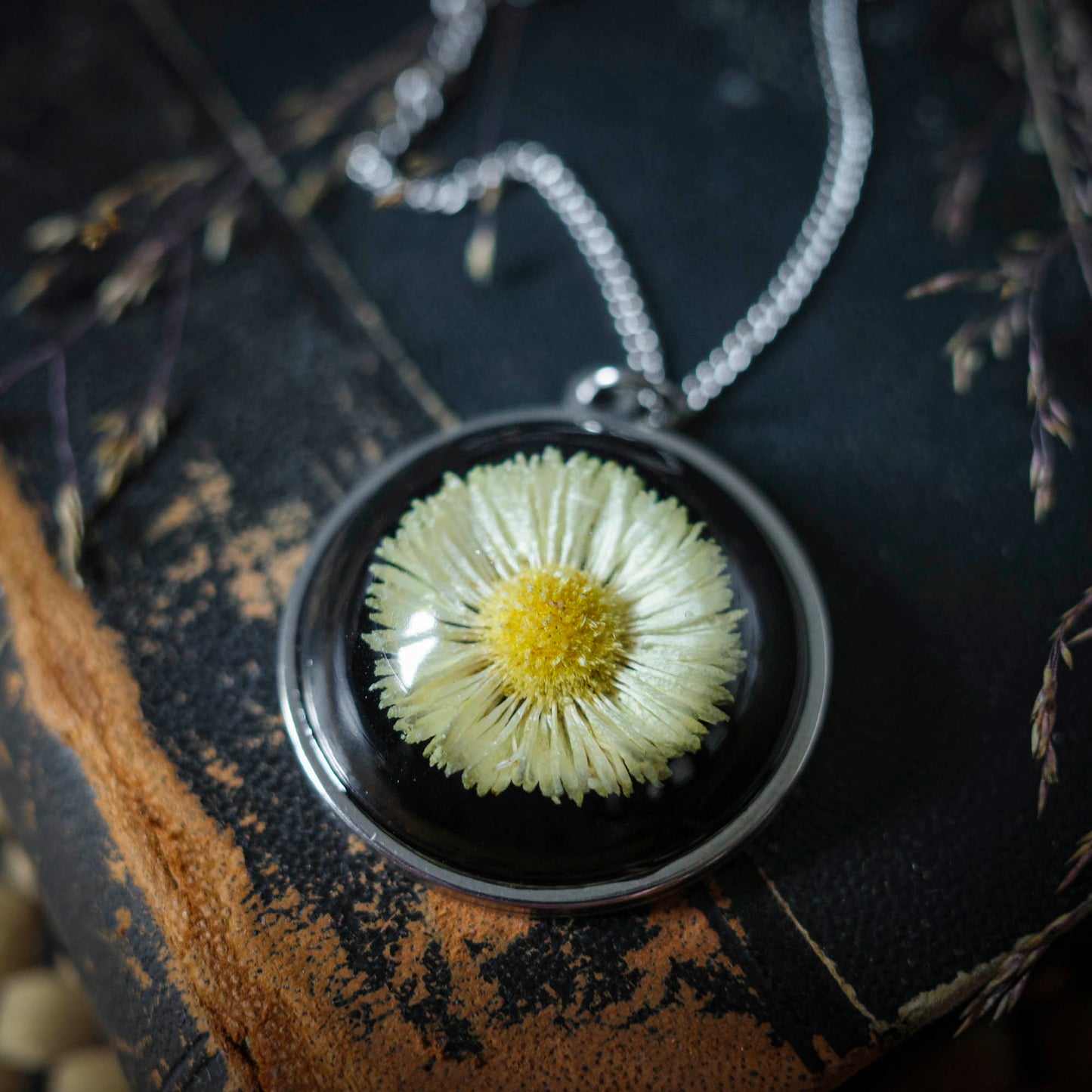 Gänseblümchen Medaillon | Rund 33mm | Silberfarben