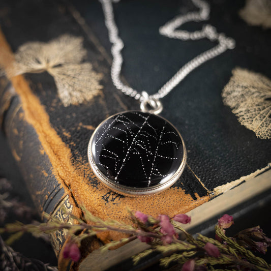 Anhänger mit echtem Spinnennetz, versilbert, #13